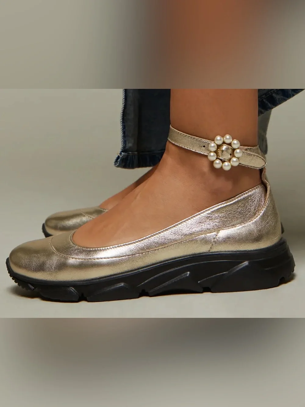 Free people Adventure leather Ballet Sneakers in gold